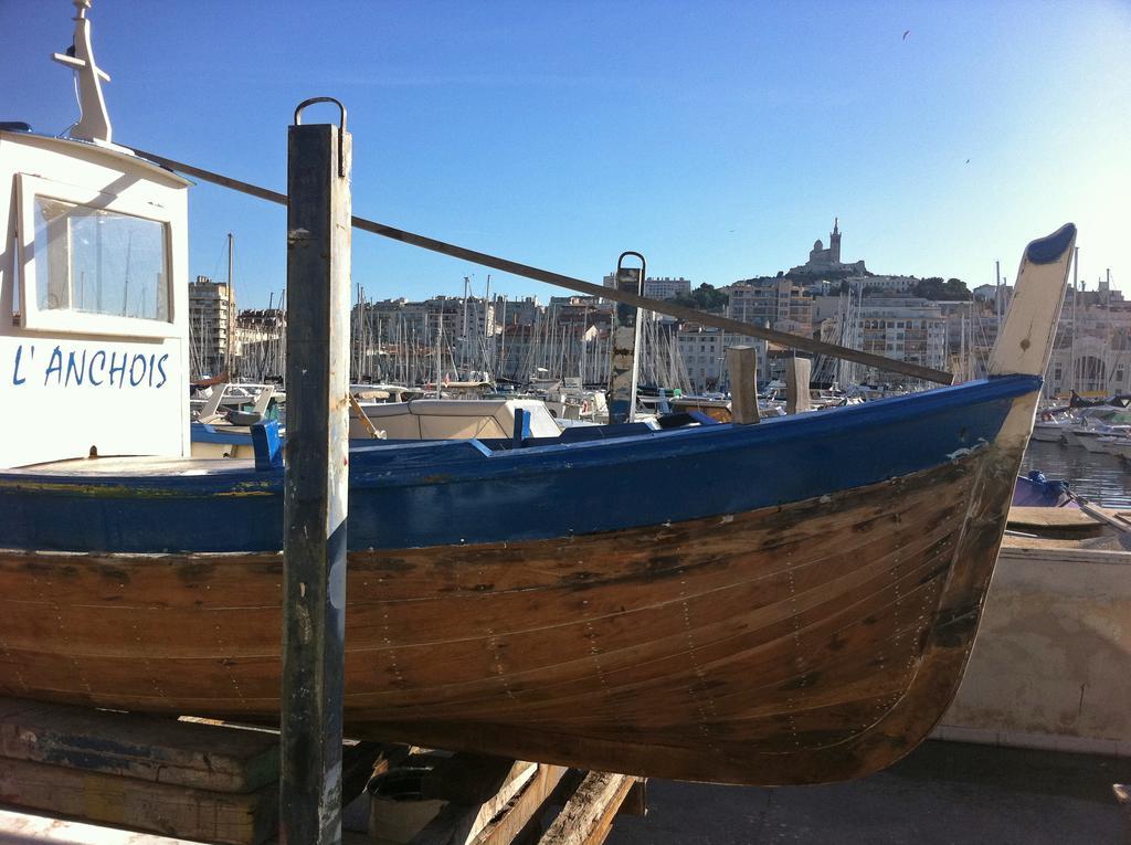 Escale Marseillaise, Grand T2 Calme, Pres Du Vieux Port Pour 2 A 4 Personnes, Nettoyage Rigoureux Lägenhet Marseille Exteriör bild